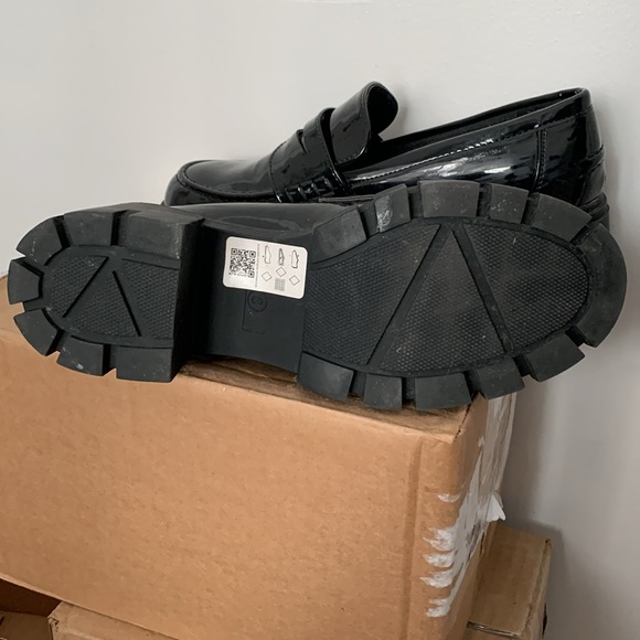 ASOS patent chunky platform lugged sole loafers - Picture 7 of 7
